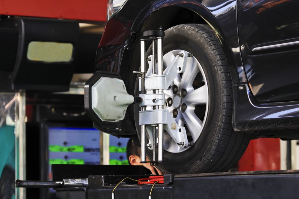 The Importance of Wheel Alignment & Its Effects on Tyre Wear