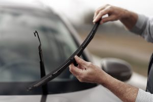 How to Replace Windscreen Wipers